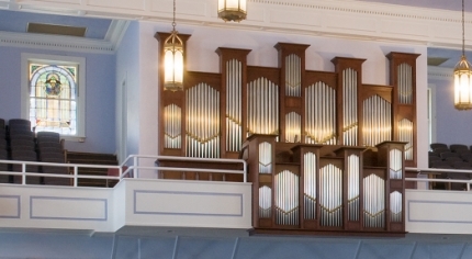 Monarke Church Organ